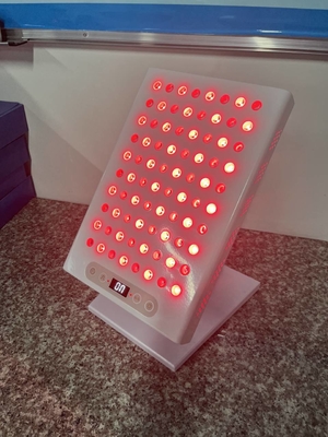 কেনা 400W রেড লেড লাইট থেরাপি মেশিন Pdt 660nm 850nm 50W অনলাইন উত্পাদন